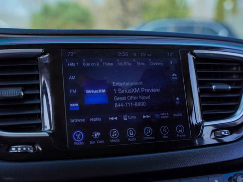 Used 2017 Chrysler Pacifica Touring-L Plus w/ Advanced Safetytec Group image 21