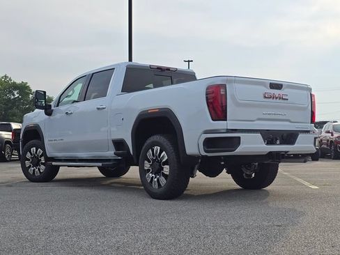 New 2026 GMC Sierra 2500 Denali w/ Denali Reserve Package AWD/4WD image 16