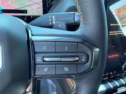 New 2026 GMC Yukon Denali Ultimate w/ LPO, Floor Liner Package image 30