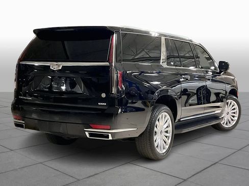 Used 2022 Cadillac Escalade ESV Luxury image 13