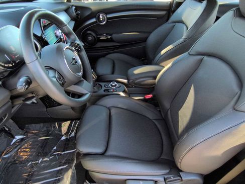 Certified 2024 MINI Cooper SE image 10