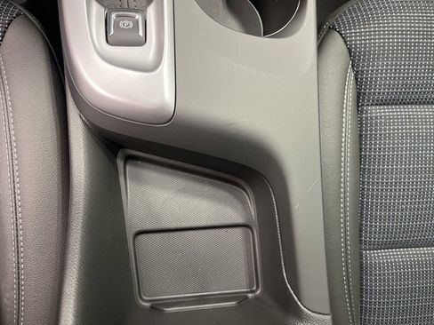 New 2026 Buick Envista Sport Touring w/ Convenience I Package FWD image 18