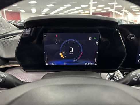 Used 2024 Chevrolet Trax ACTIV w/ Driver Confidence Package image 18