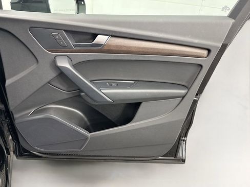 Certified 2023 Audi Q5 2.0T Premium w/ Convenience Package image 23