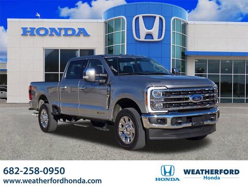 Used 2024 Ford F350 Lariat w/ Lariat Ultimate Package image 1