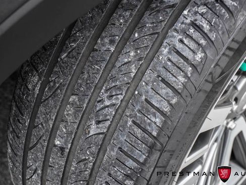 Used 2019 Ford Explorer Platinum image 15