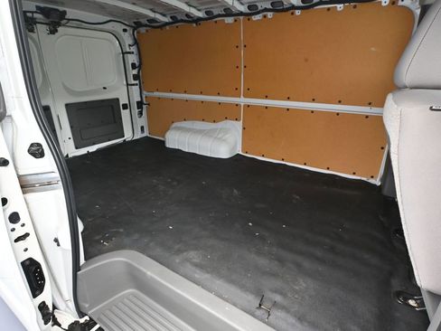 Used 2019 Nissan NV 2500 SV image 37