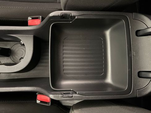 Certified 2025 Hyundai Kona SEL FWD image 25