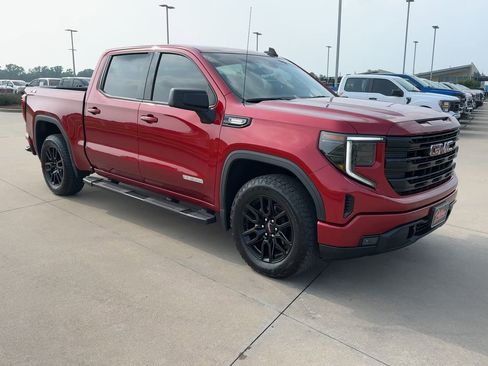 Used 2023 GMC Sierra 1500 Elevation w/ Preferred Package AWD/4WD image 3