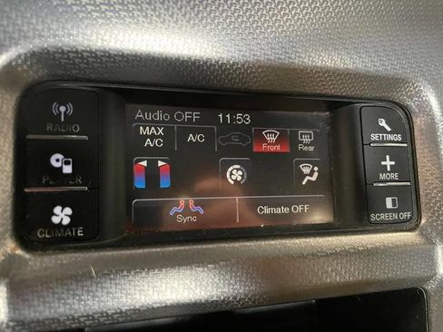 Used 2014 Dodge Charger SE image 36