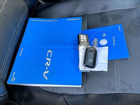Used 2017 Honda CR-V Touring image 36