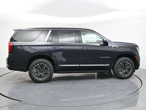 New 2026 GMC Yukon Elevation image 6