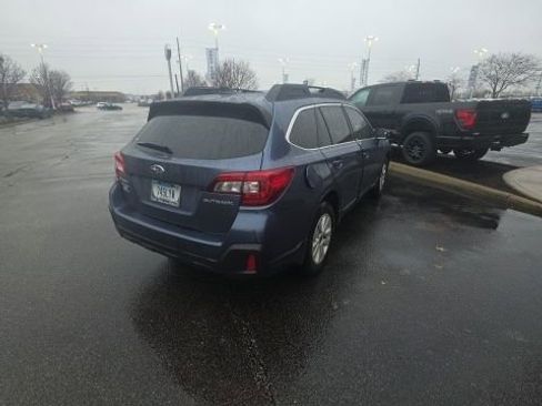 Used 2018 Subaru Outback 2.5i Premium image 5