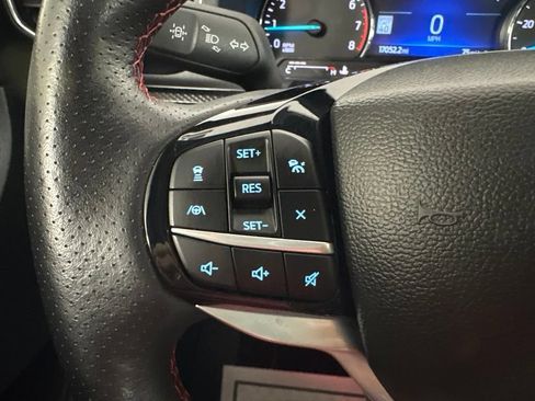 Used 2023 Ford Explorer ST-Line AWD/4WD image 18