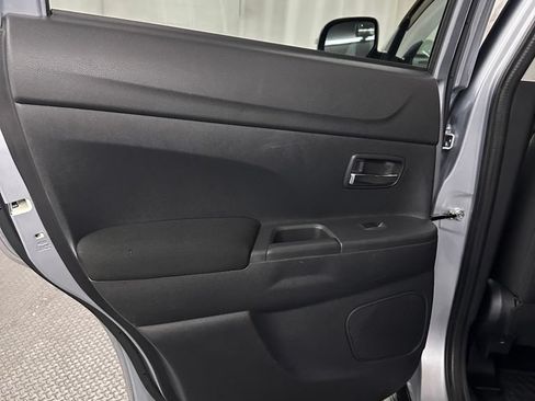 Used 2016 Mitsubishi Outlander Sport ES FWD image 21