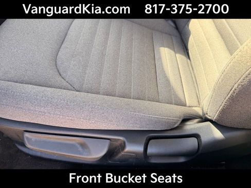 Certified 2025 Kia K4 EX image 15