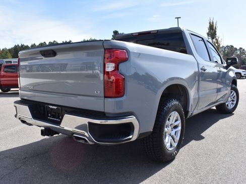 Used 2024 Chevrolet Silverado 1500 LT w/ Z71 Off-Road Package image 9