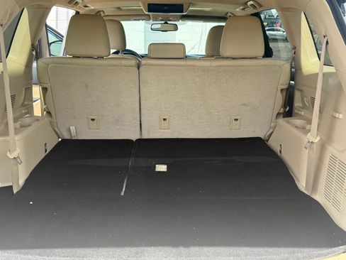 Used 2014 Toyota Highlander XLE FWD image 15
