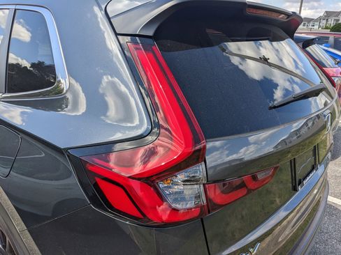 Used 2025 Honda CR-V Sport-L image 21