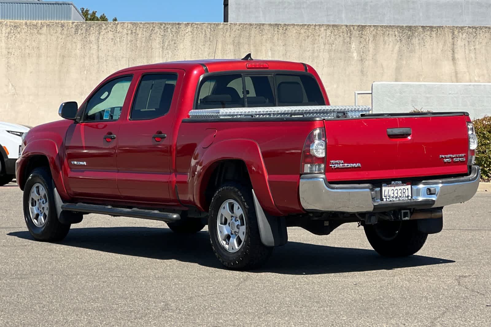 Used 2014 Toyota Tacoma PreRunner w/ SR5 Package RWD image 7