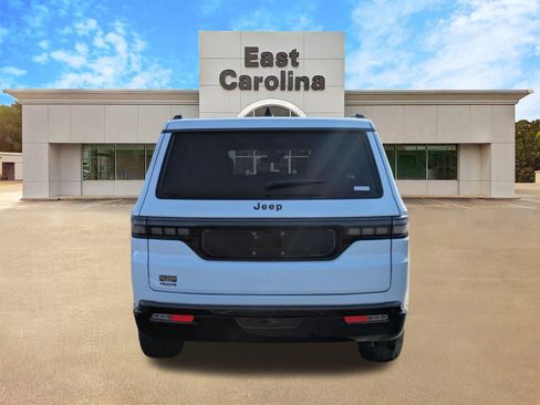 New 2026 Jeep Grand Wagoneer Limited w/ Premium Group II image 4