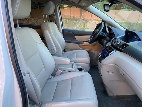 Used 2014 Honda Odyssey EX-L image 62