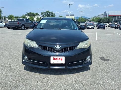 Used 2013 Toyota Camry SE FWD image 10