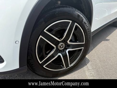 Certified 2026 Mercedes-Benz GLC 300 4MATIC image 2