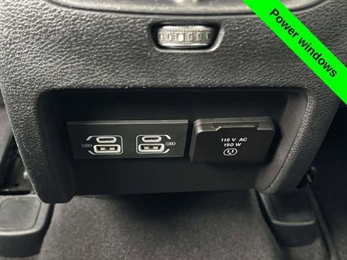 Used 2023 Jeep Cherokee Altitude Lux image 28