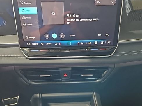 New 2026 Volkswagen Tiguan SE R-Line image 30