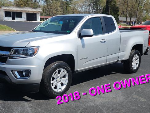 Used 2018 Chevrolet Colorado LT w/ LT Convenience Package AWD/4WD image 1