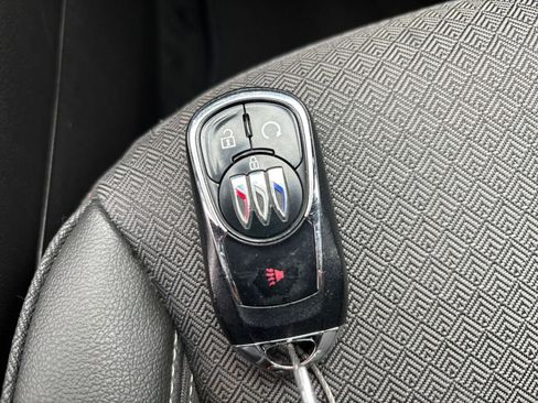 Used 2025 Buick Encore GX Preferred FWD image 22
