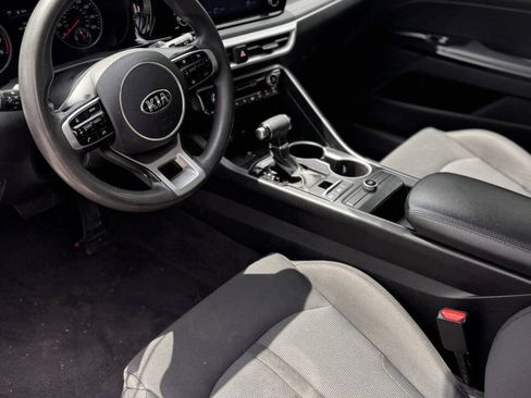 Used 2021 Kia K5 LXS FWD image 11