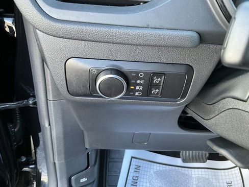 Used 2025 Ford Escape ST-Line image 21