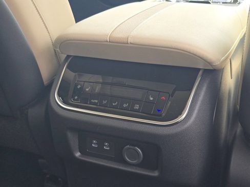 New 2026 Nissan Armada Platinum AWD/4WD image 24