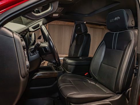 Used 2020 Chevrolet Silverado 1500 High Country w/ Technology Package image 24