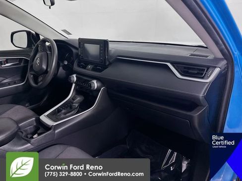 Used 2019 Toyota RAV4 XLE w/ All Weather Liner Package AWD/4WD image 31