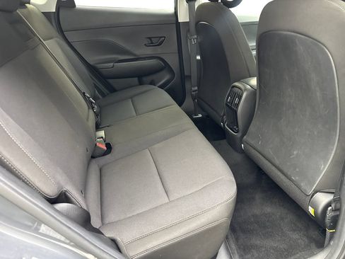 Used 2024 Hyundai Kona SEL AWD/4WD image 38