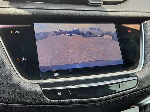 Used 2022 Cadillac XT5 Premium Luxury AWD/4WD image 7