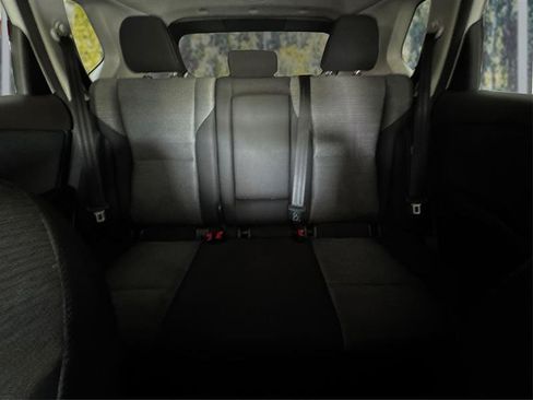 Used 2021 Nissan Rogue SV FWD image 15