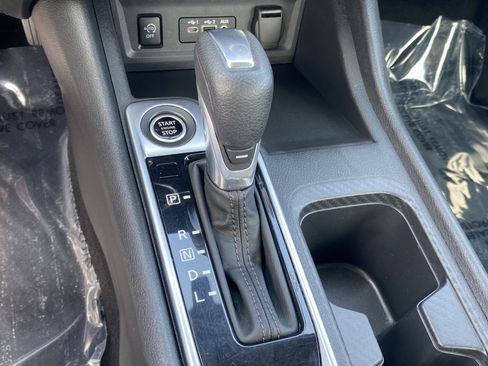 Used 2025 Nissan Sentra SV w/ All-Weather Package FWD image 22