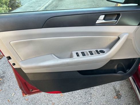 Used 2015 Hyundai Sonata Sport image 9
