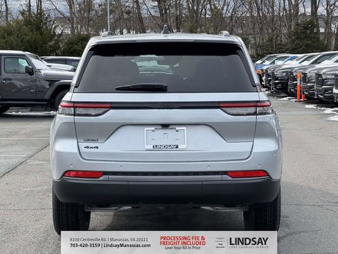 New 2026 Jeep Grand Cherokee Altitude AWD/4WD image 7