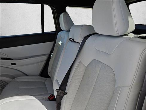 New 2026 Jeep Cherokee Laredo AWD/4WD image 15