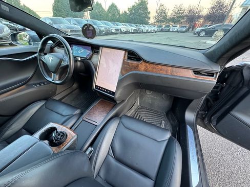 Used 2018 Tesla Model S 100D AWD/4WD image 9