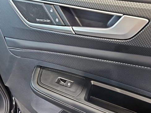 New 2026 Volkswagen Atlas Cross Sport SEL Premium R-Line image 12