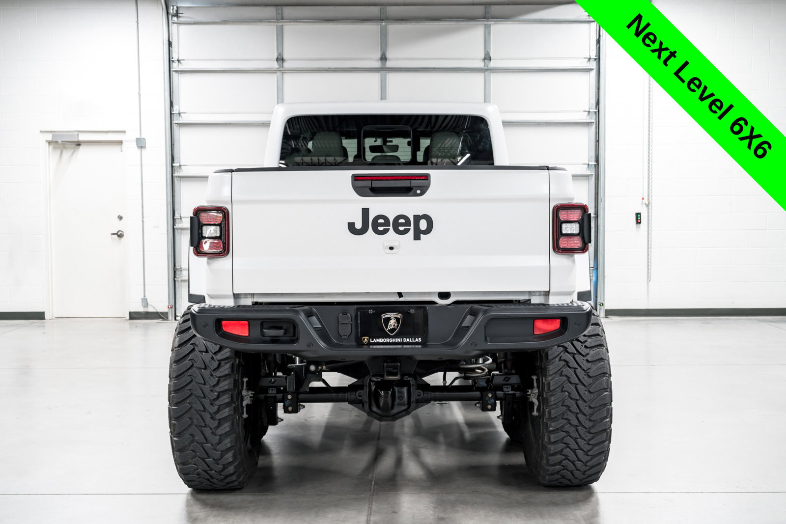 Used 2021 Jeep Gladiator Sport AWD/4WD image 4