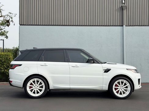 Used 2019 Land Rover Range Rover Sport Supercharged image 3