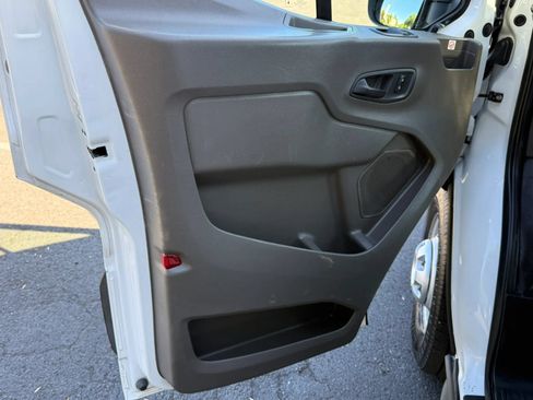 Used 2020 Ford Transit 250 Medium Roof AWD w/ Load Area Protection Package image 28
