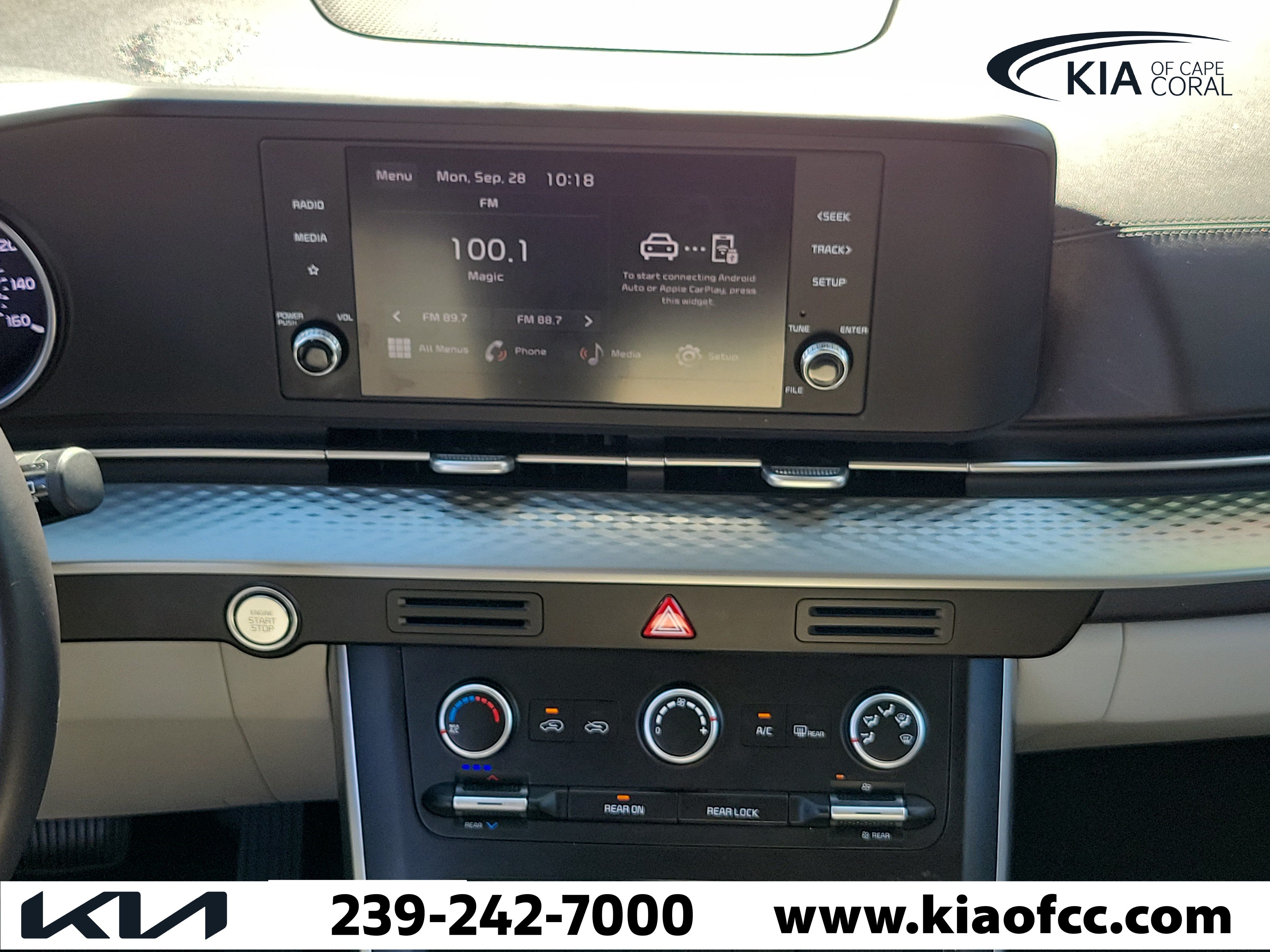 Certified 2024 Kia Carnival LX FWD image 19